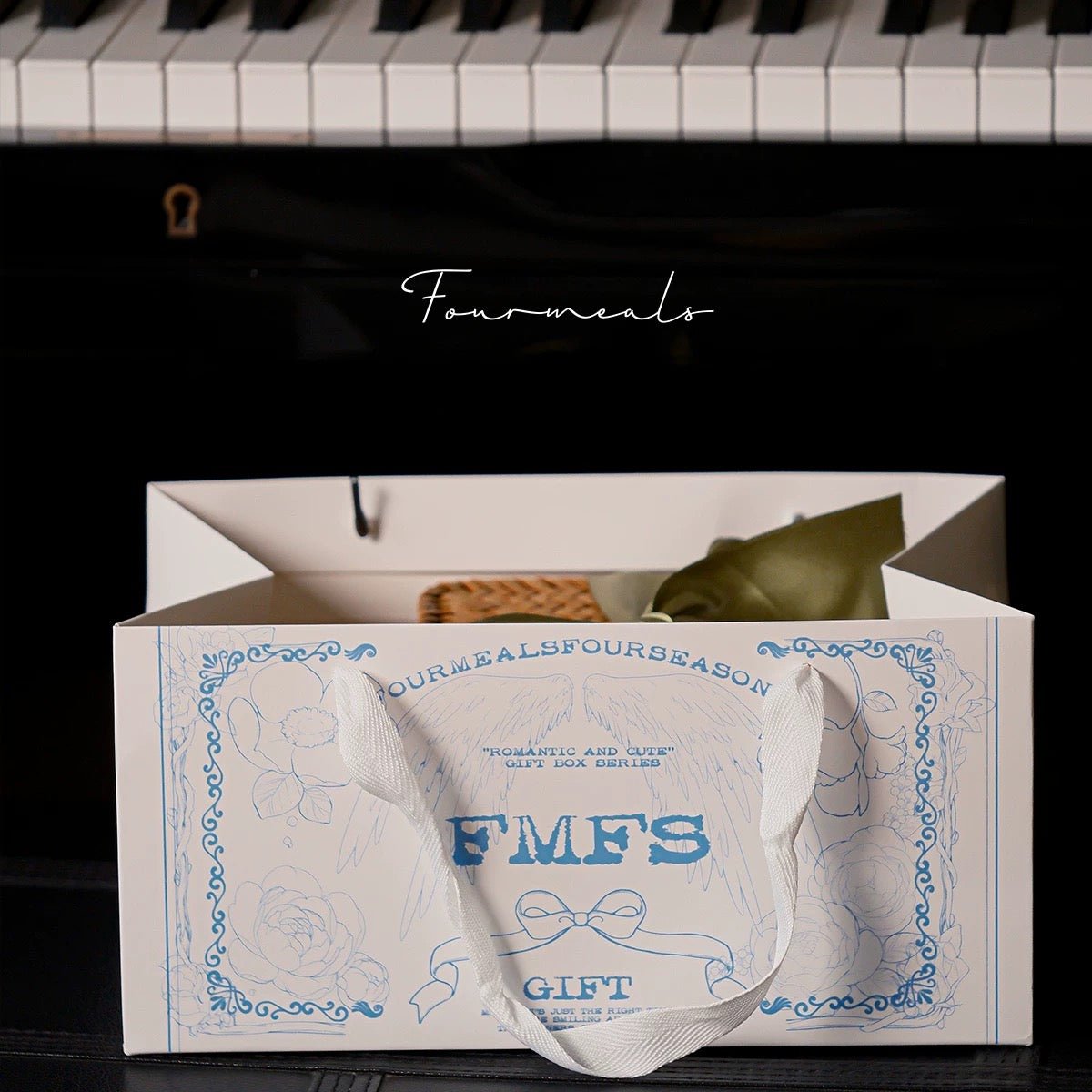 Hai Shi Mi Large Souvenir Gift Bag & Box Set - PurePax Limited